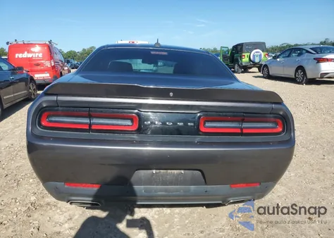 2018 Dodge Challenger Sxt from USA, damaged, VIN 2C3CDZAG6JH333841